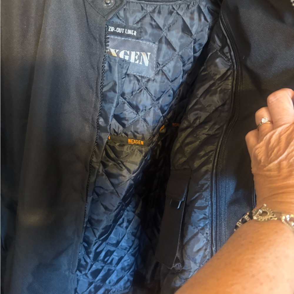 Men's Black Performance Jacket - Picture 3 of 10